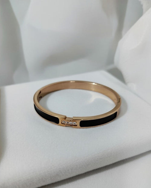 Classic Black & Gold Bracelet