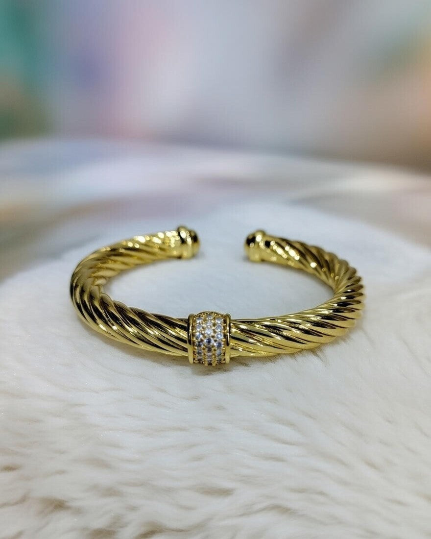 Imperial Gold Bangle